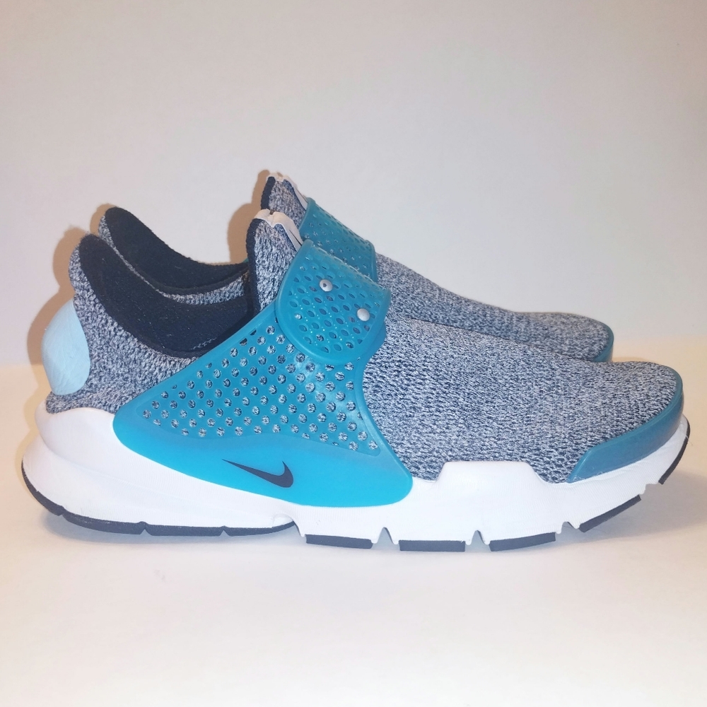 Nike Sock Dart Se. Size 7 - image 5